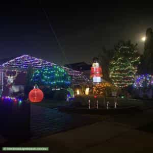 Christmas Light display at 32 Knightsbridge Avenue, Altona Meadows