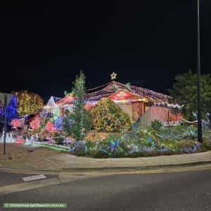 Christmas Light display at 29 Selway Place, Evanston Park