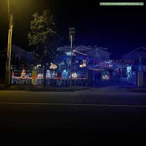 Christmas Light display at 997 Toorak Road, Camberwell