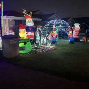 Christmas Light display at 64 Grand Paradiso Parade, Merriwa