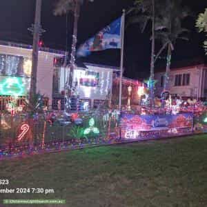 Christmas Light display at 33 Crown Street, Silkstone