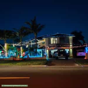 Christmas Light display at 20 Wunburra Circle, Pacific Pines