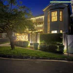 Christmas Light display at 67 Wellington Street, Petrie Terrace