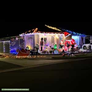 Christmas Light display at 41 Gonis Circuit, Evanston Gardens