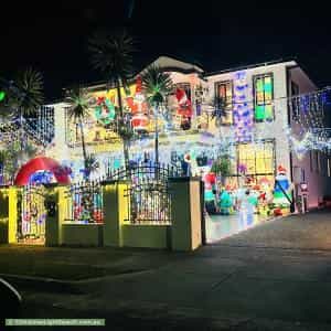 Christmas Light display at 50 Blantyre Avenue, Chelsea
