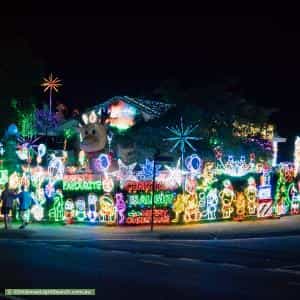 Christmas Light display at 2 Brochet Street, Mansfield