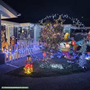 Christmas Light display at 93 Reif Street, Flinders View