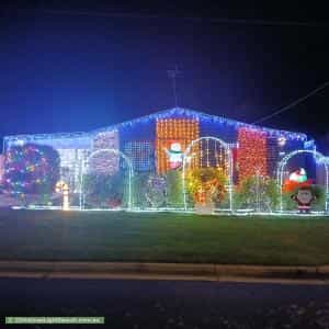 Christmas Light display at 3 Colombard Court, Mitchell Park
