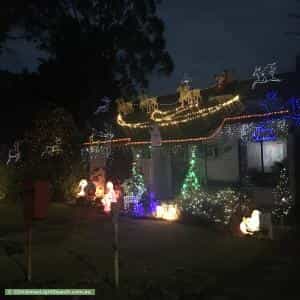 Christmas Light display at 84 Vale Street, Moe