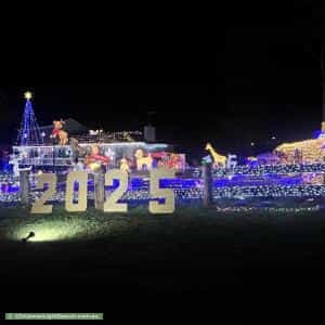 Christmas Light display at 90 Chestnut Avenue, Armidale