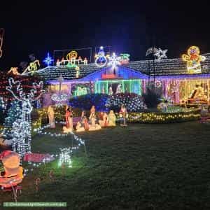 Christmas Light display at 13 Mavis Court, Highfields