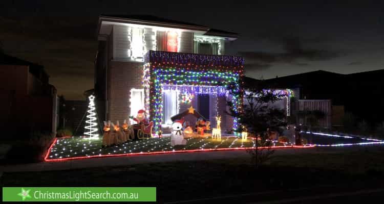 Christmas Light display at 9 River Rose Street, Greenvale
