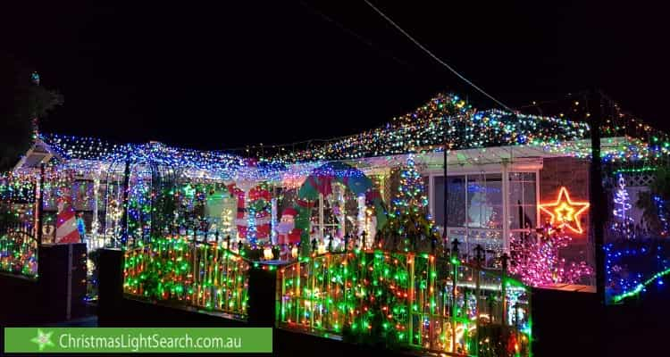 Christmas Light display at Knightsbridge Avenue, Altona Meadows