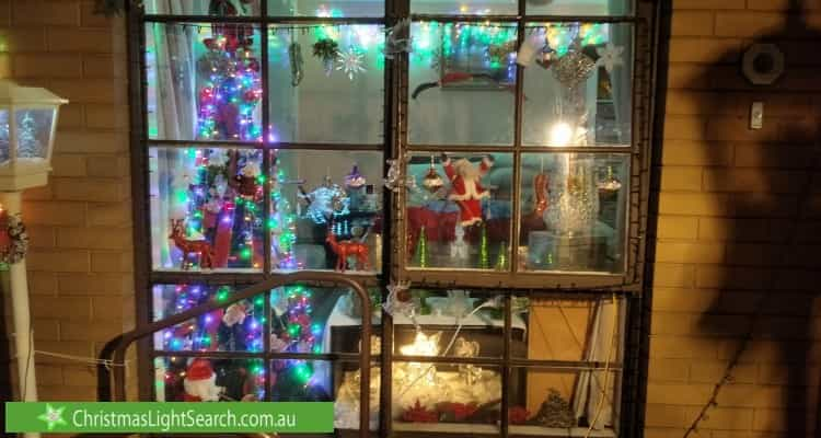 Christmas Light display at 7 Medway Avenue, Cheltenham