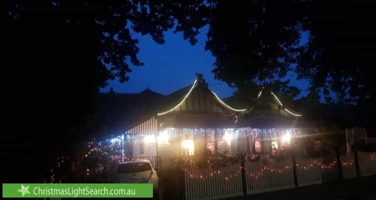 Christmas Light display at 33 Windsor Crescent, Mont Albert