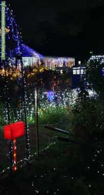 Christmas Light display at 2 Meadow Close, Beecroft