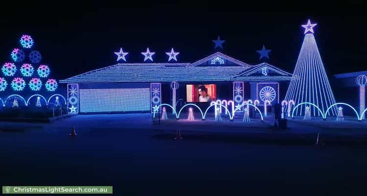 Christmas Light display at Baroda Avenue, Netley