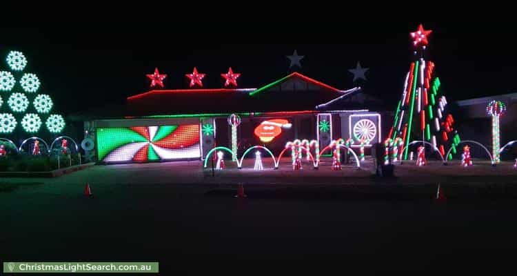 Christmas Light display at Baroda Avenue, Netley