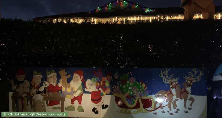 Christmas Light display at 17 Nyarrin Place, Cranbourne West