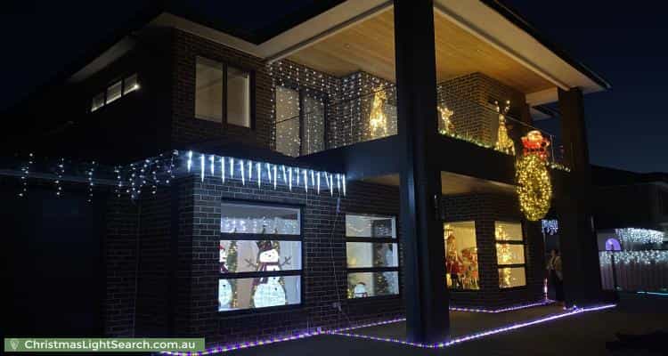 Christmas Light display at 354 Coburns Road, Kurunjang