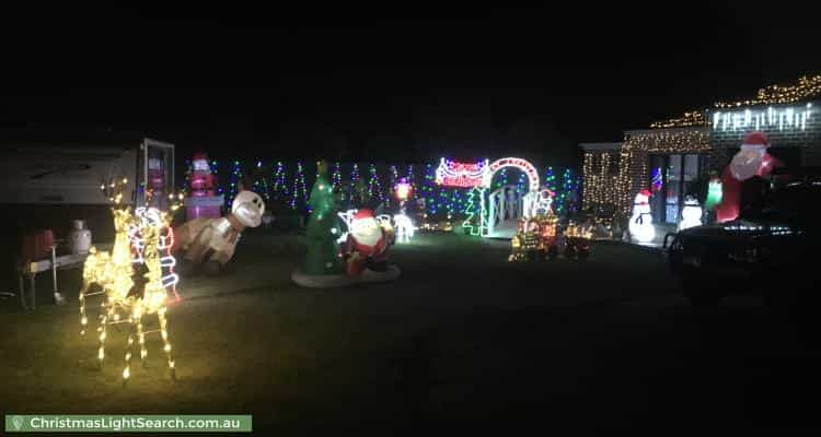 Christmas Light display at 4 Walden Court, Cranbourne North