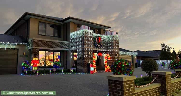 Christmas Light display at 352 Coburns Road, Kurunjang