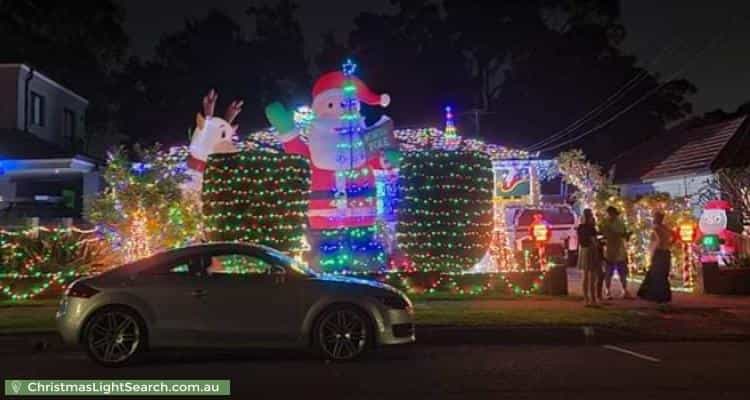 Christmas Light display at 59 Kareena Road, Miranda