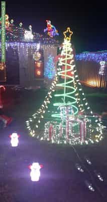 Christmas Light display at 16 Lightwood Avenue, Seymour