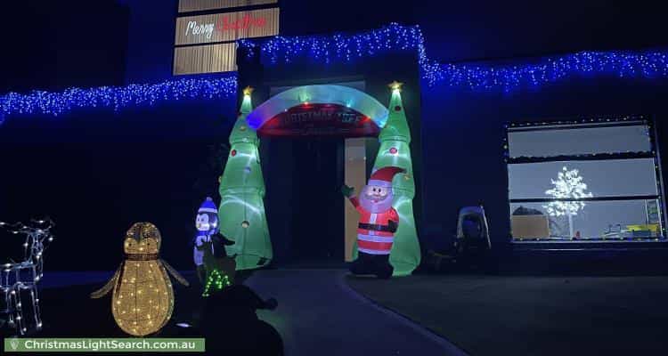 Christmas Light display at 100 Power Avenue, Chadstone