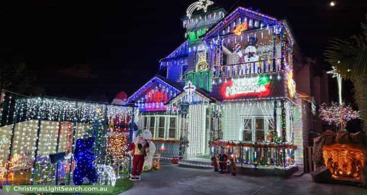 Christmas Light display at 5 Molesworth Street, Coburg