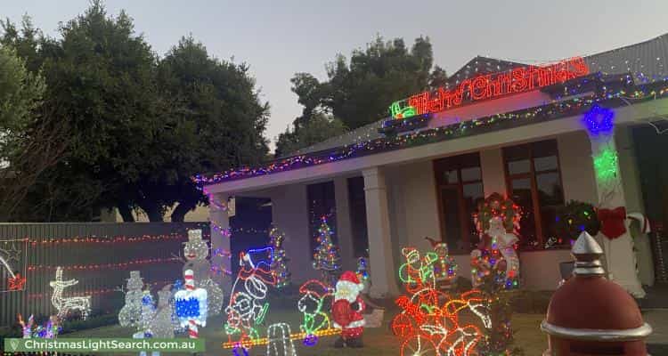 Christmas Light display at 6 Windsor Avenue, Clapham