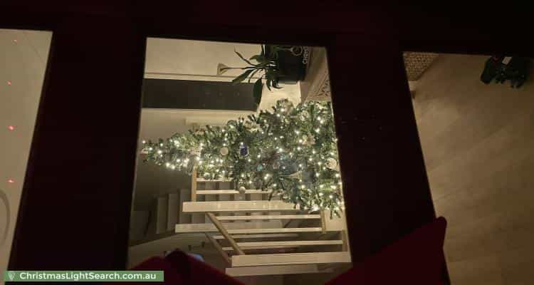 Christmas Light display at 10 Exmoor Street, Box Hill