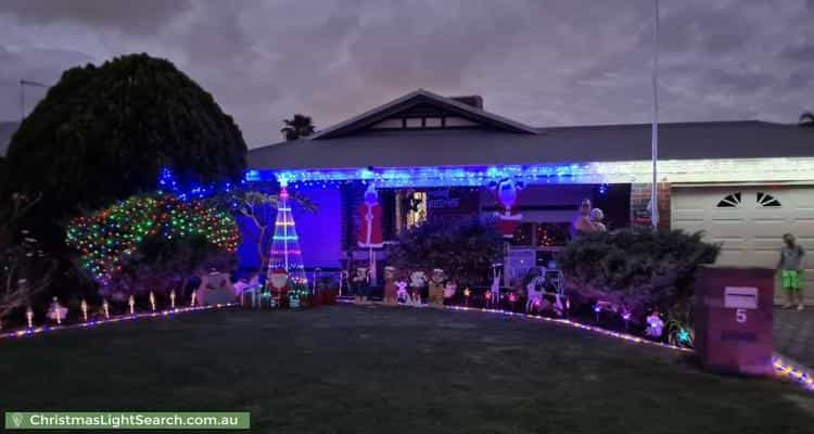 Christmas Light display at 5 Lightfoot Place, Cooloongup