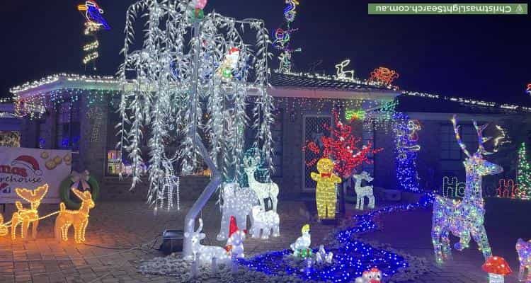 Christmas Light display at  Gordon Luxton Drive, North Haven