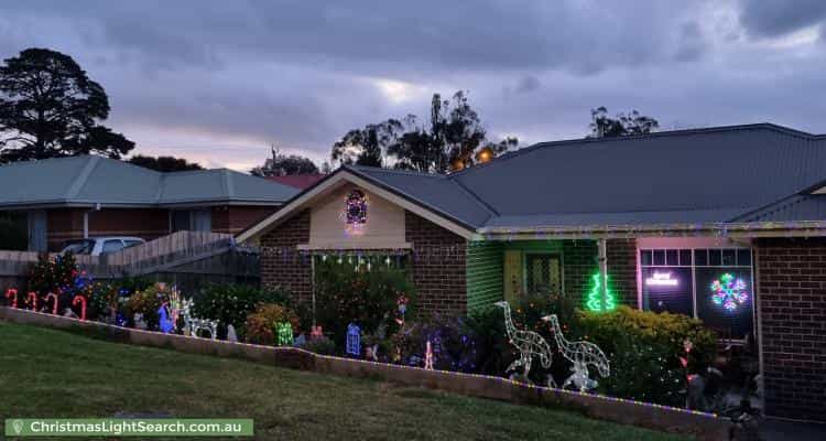 Christmas Light display at 71 Eileen Grove, Woori Yallock