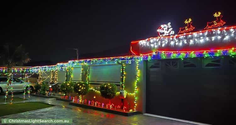 Christmas Light display at  Longstaff Avenue, Chipping Norton