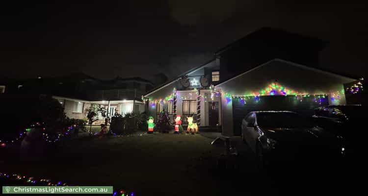Christmas Light display at 97 Ascot Drive, Chipping Norton