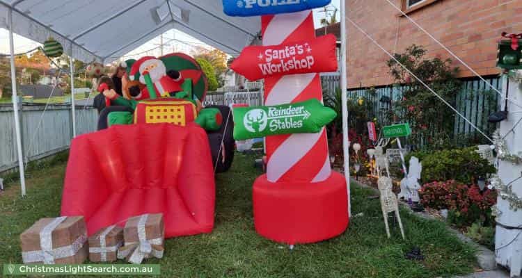 Christmas Light display at  Wagawn Street, Woodridge