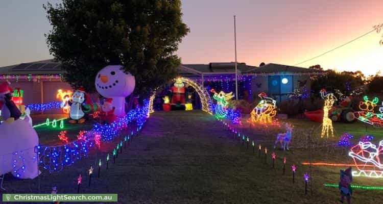 Christmas Light display at 2 Cook Place, Lesmurdie