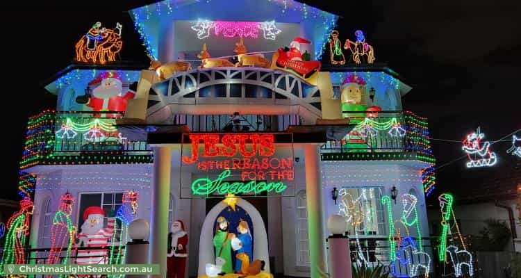 Christmas Light display at 51 Mountford Avenue, Guildford