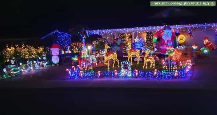 Christmas Light display at 19 Crowder Circuit, Stirling