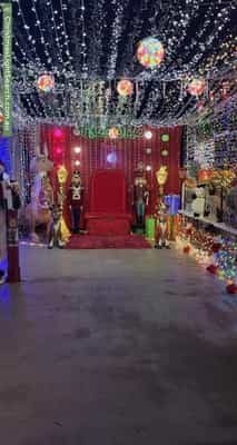 Christmas Light display at 124 Karne Street North, Roselands