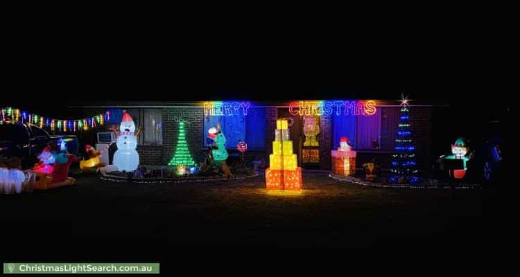Christmas Light display at 16 Wanbi Court, Craigmore