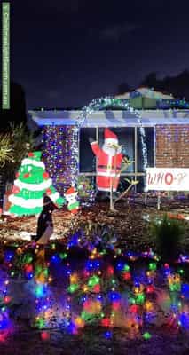 Christmas Light display at 16 Ferndene Mews, Hillarys