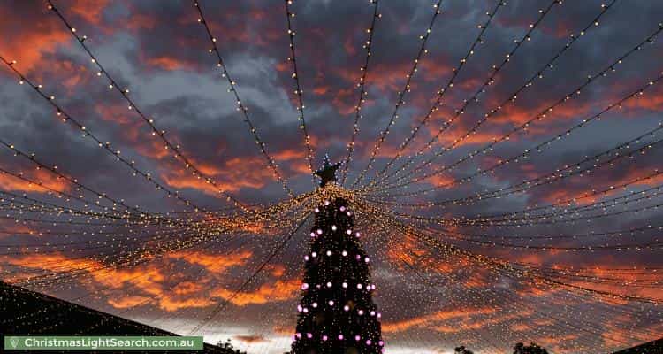Christmas Light display at 1-11 Kardinia Drive, Bell Post Hill