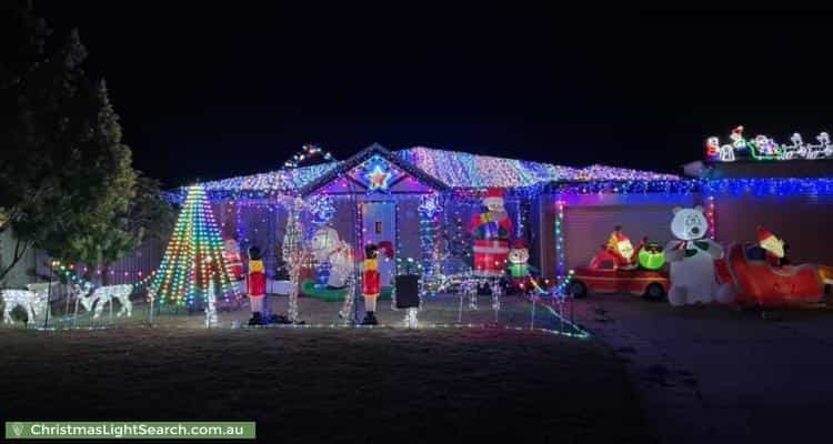 Christmas Light display at  Oakover Turn, Greenfields