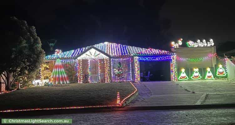 Christmas Light display at  Oakover Turn, Greenfields