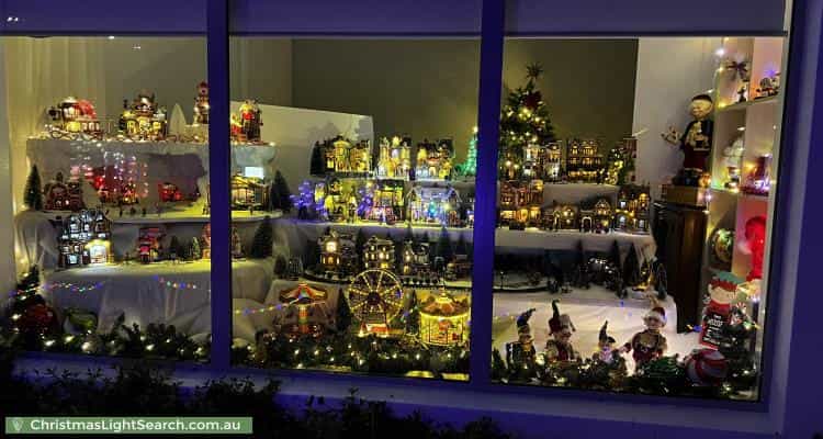 Christmas Light display at 6 Arney Close, Taylor