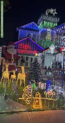 Christmas Light display at 5 Molesworth Street, Coburg