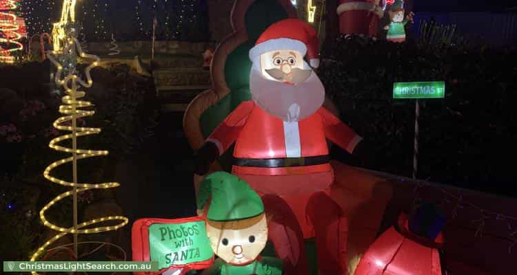 Christmas Light display at 43 Must Circuit, Calwell